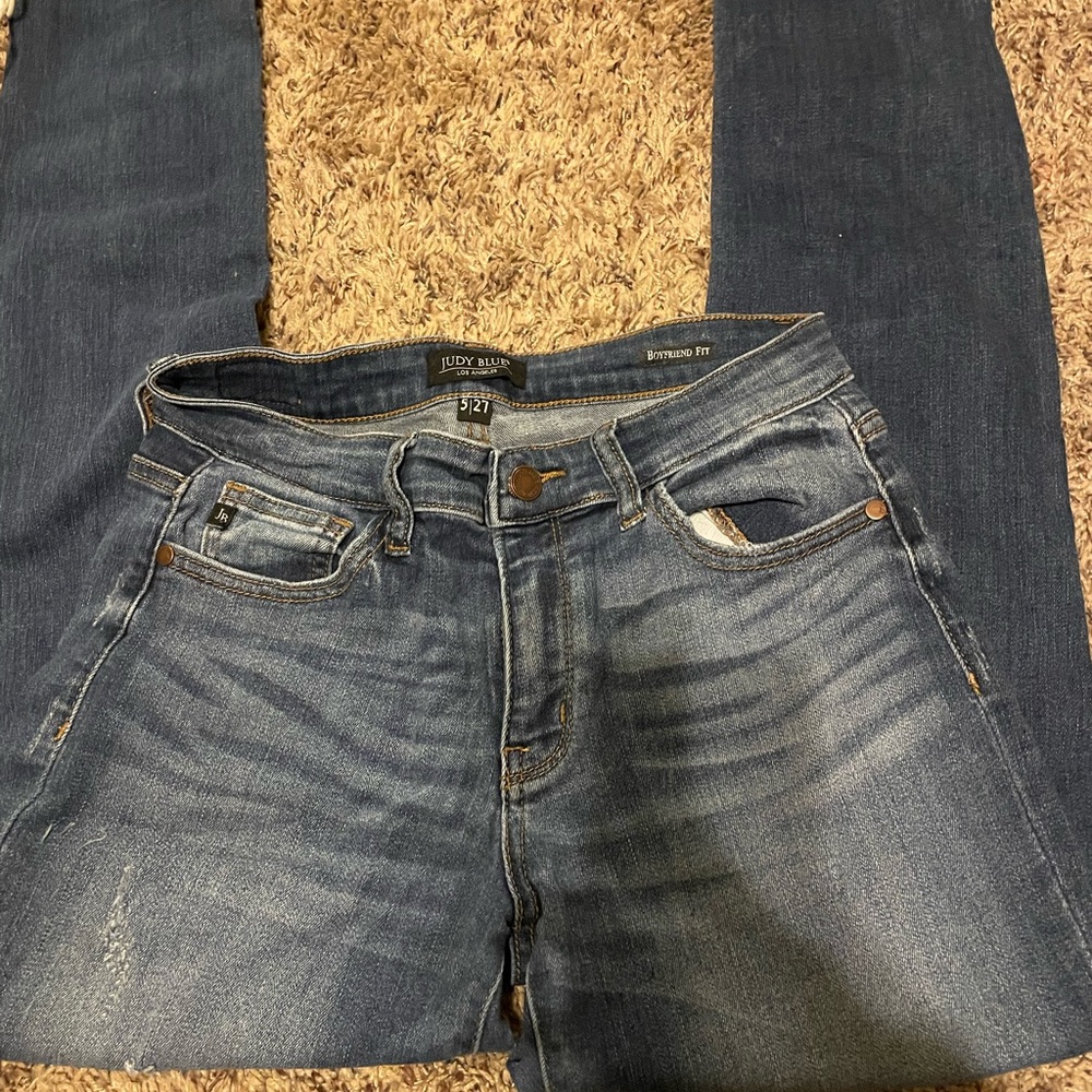 blue ripped jeans